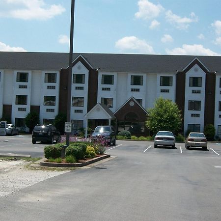 Quality Inn & Suites Prestonsburg Next To Mountain Arts Center المظهر الخارجي الصورة