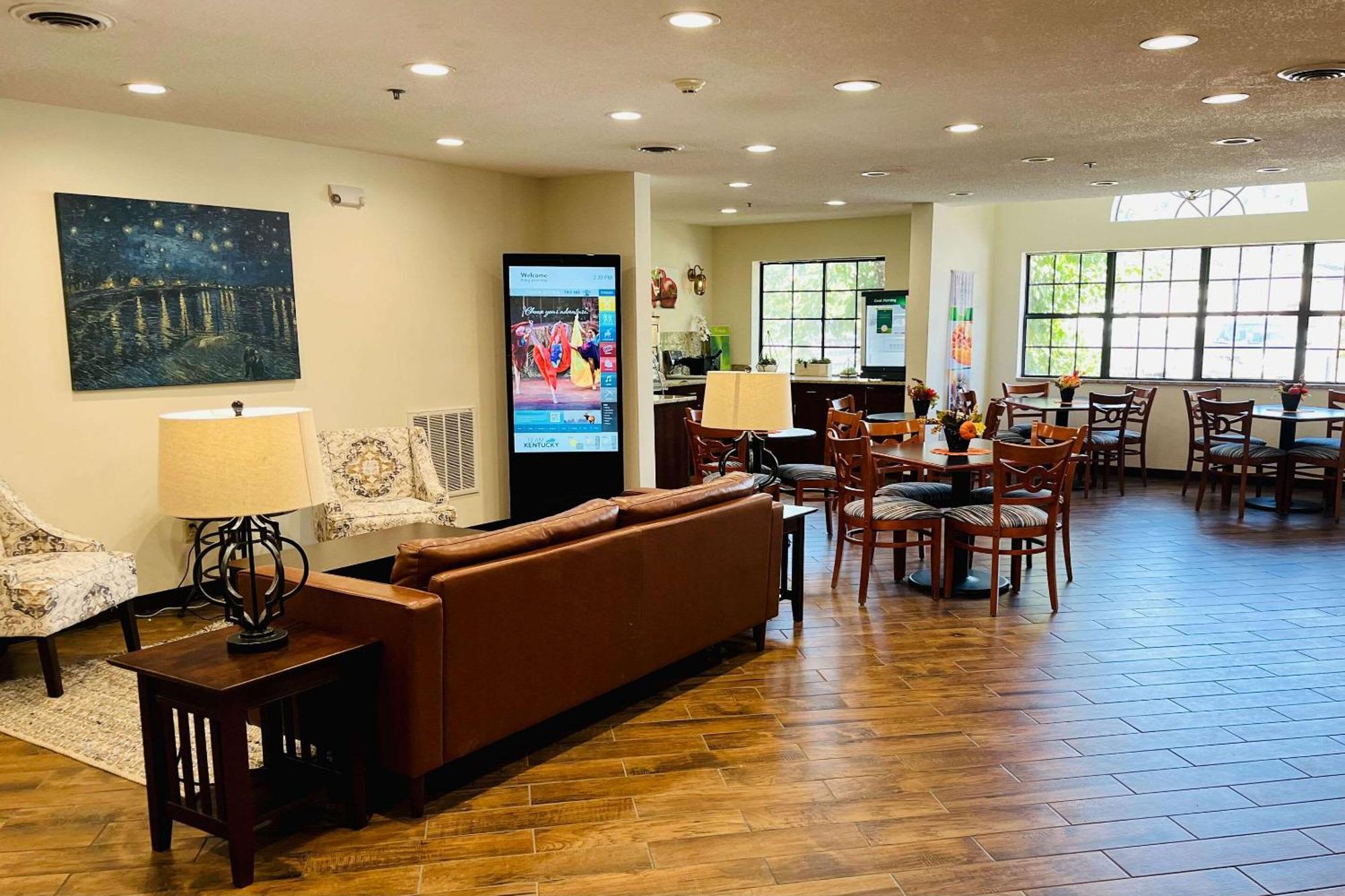 Quality Inn & Suites Prestonsburg Next To Mountain Arts Center المظهر الخارجي الصورة