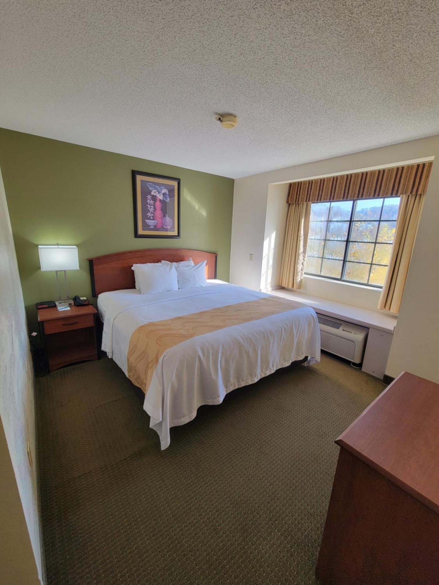 Quality Inn & Suites Prestonsburg Next To Mountain Arts Center المظهر الخارجي الصورة