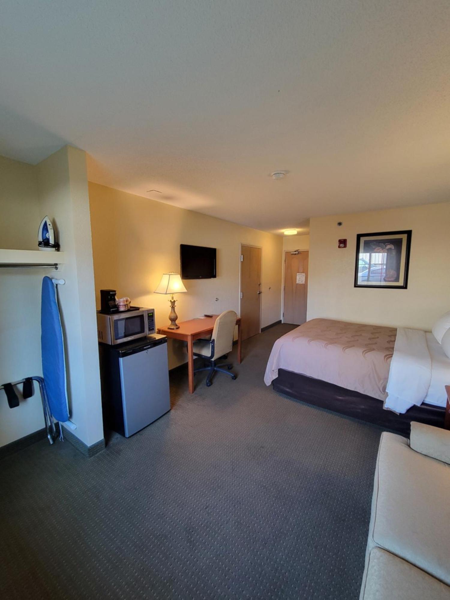 Quality Inn & Suites Prestonsburg Next To Mountain Arts Center المظهر الخارجي الصورة