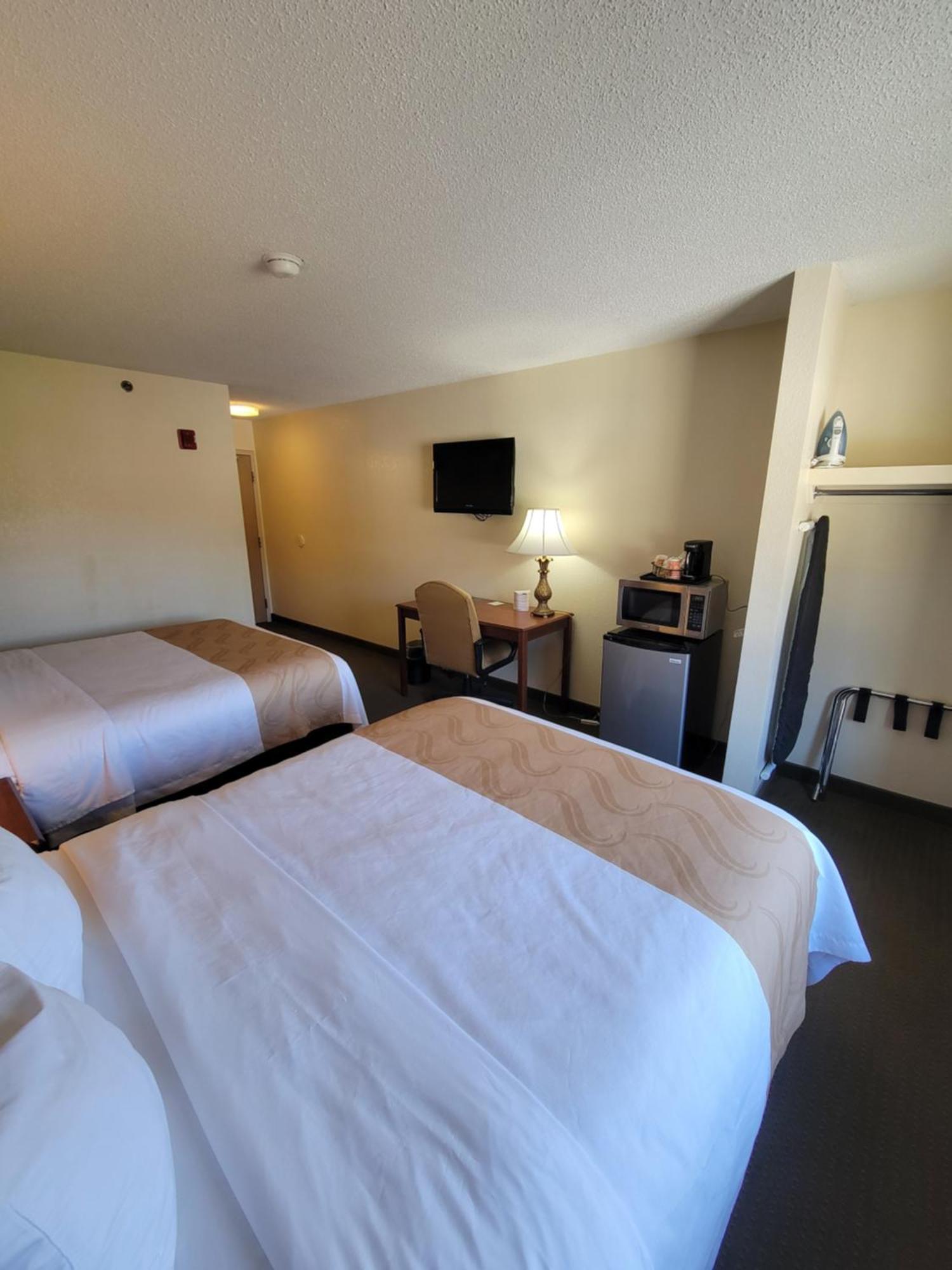 Quality Inn & Suites Prestonsburg Next To Mountain Arts Center المظهر الخارجي الصورة