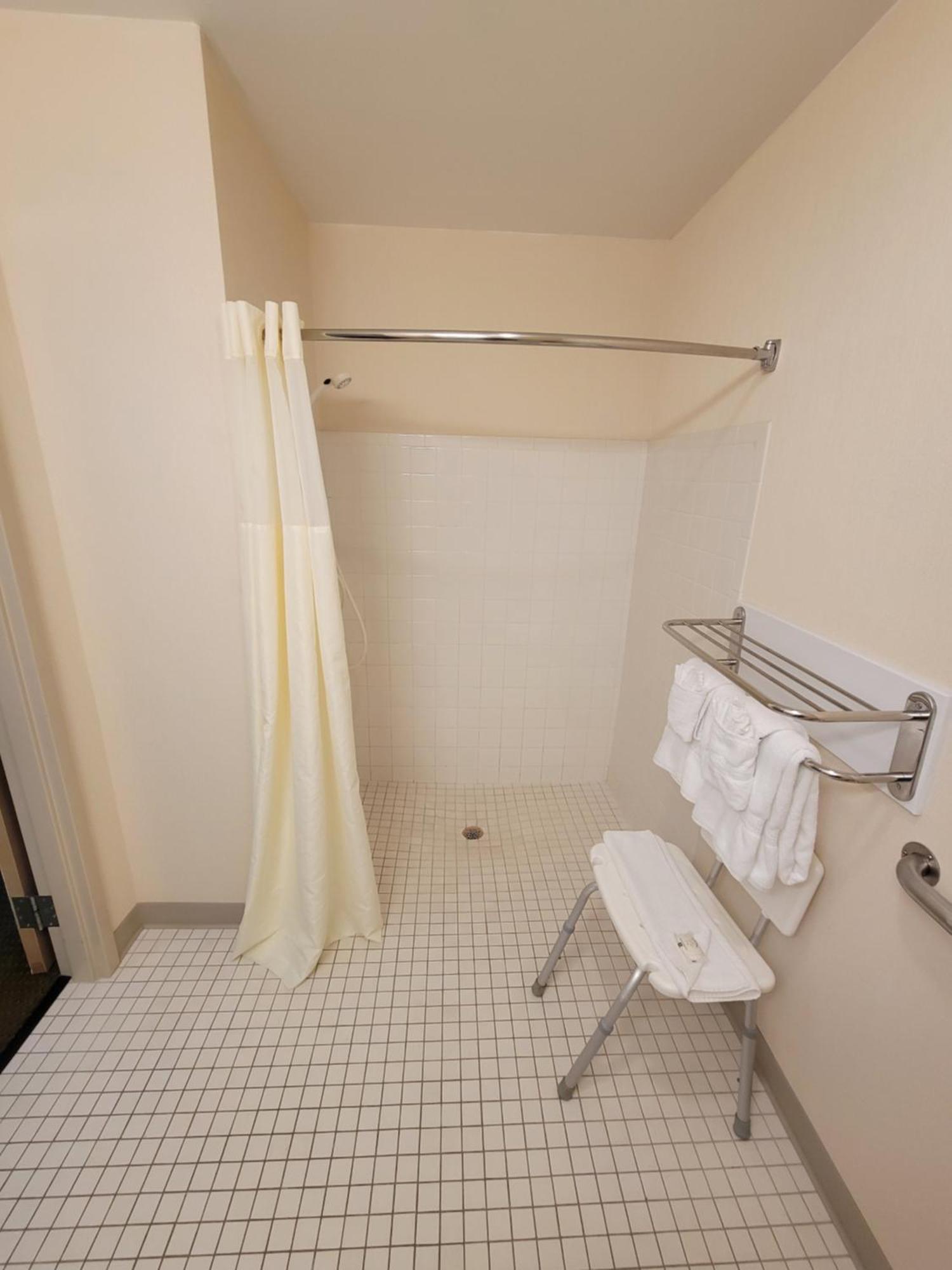 Quality Inn & Suites Prestonsburg Next To Mountain Arts Center المظهر الخارجي الصورة