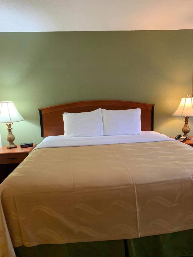 Quality Inn & Suites Prestonsburg Next To Mountain Arts Center المظهر الخارجي الصورة