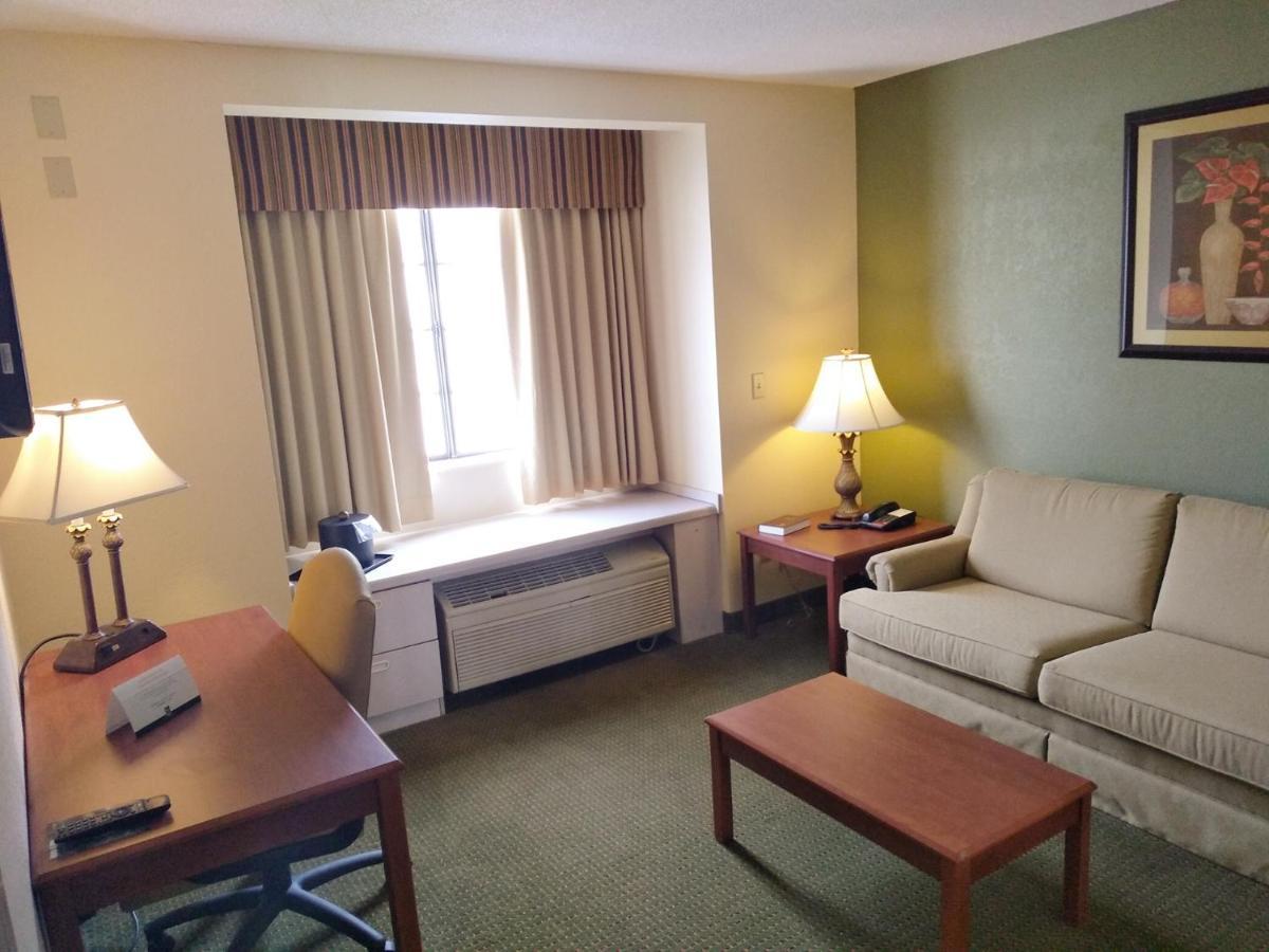 Quality Inn & Suites Prestonsburg Next To Mountain Arts Center المظهر الخارجي الصورة